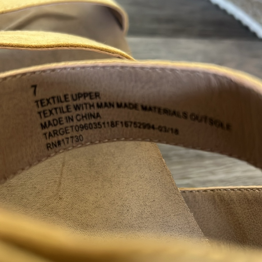 Universal Thread Yellow Platform Sandals - image 6